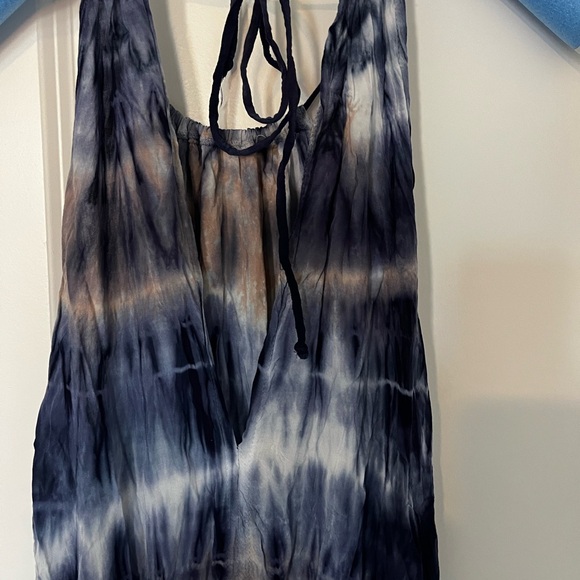 Stylish Blue Tie-Dye Maxi Dress - Picture 2 of 6